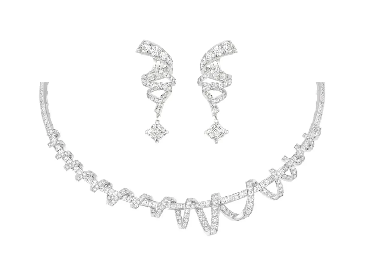 موديلات أطقم ذهب أبيض مرصعة بالألماس تناسبك لإطلالات عيد الأضحى 2023