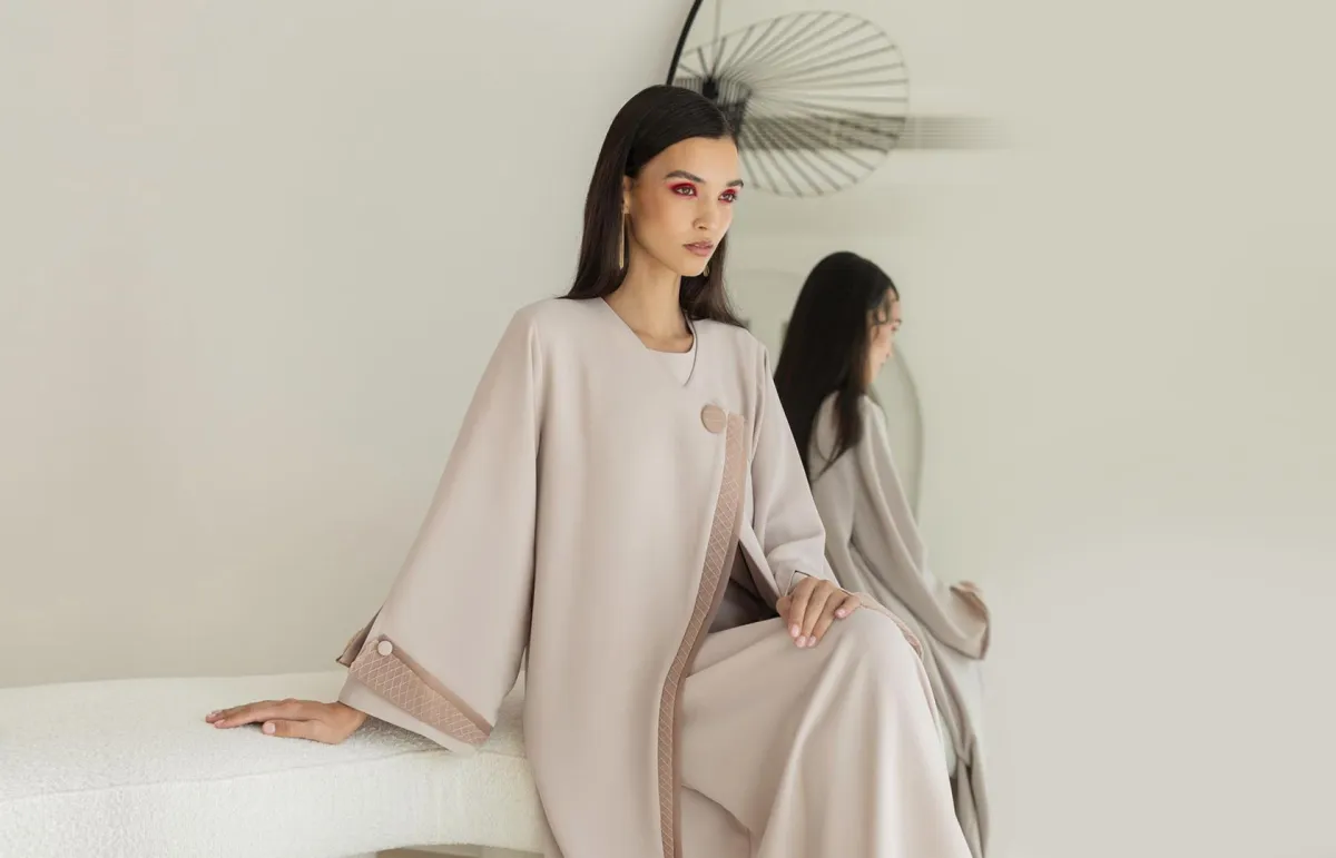 أحدث موديلات العبايات الخليجية لعام 2023