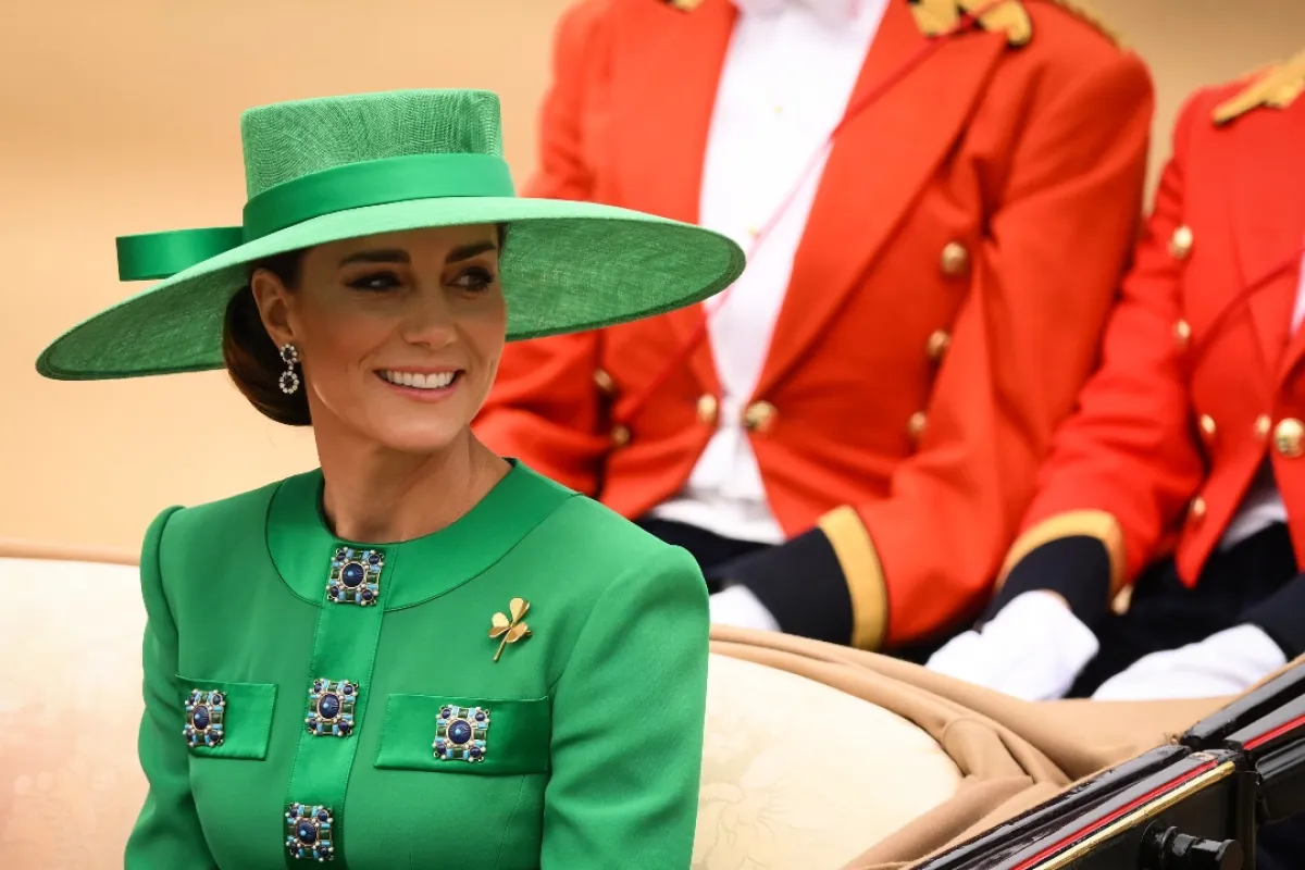 أميرة وايلز كيت ميدلتون في موكب الاحتفال بيوم ميلاد الملك تشارلز، Catherine, Princess of Wales on Horse Guards Parade for the King's Birthday Parade ( مصدر الصورة :Daniel LEAL / AFP)
