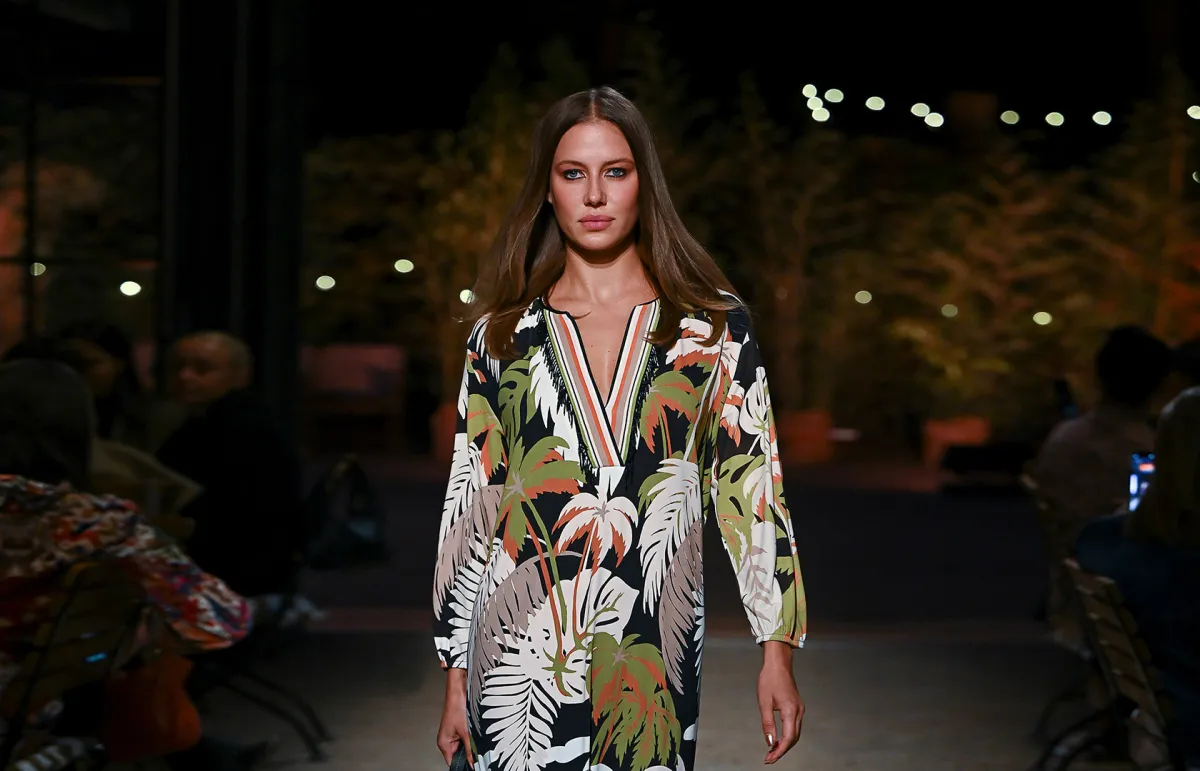 قفطان من ماركة مارك كين Marc Cain