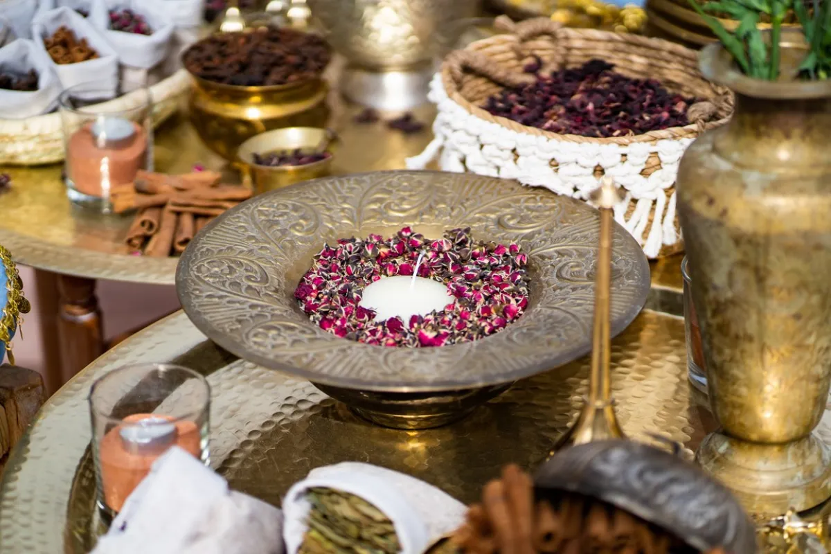 أوان من النحاس