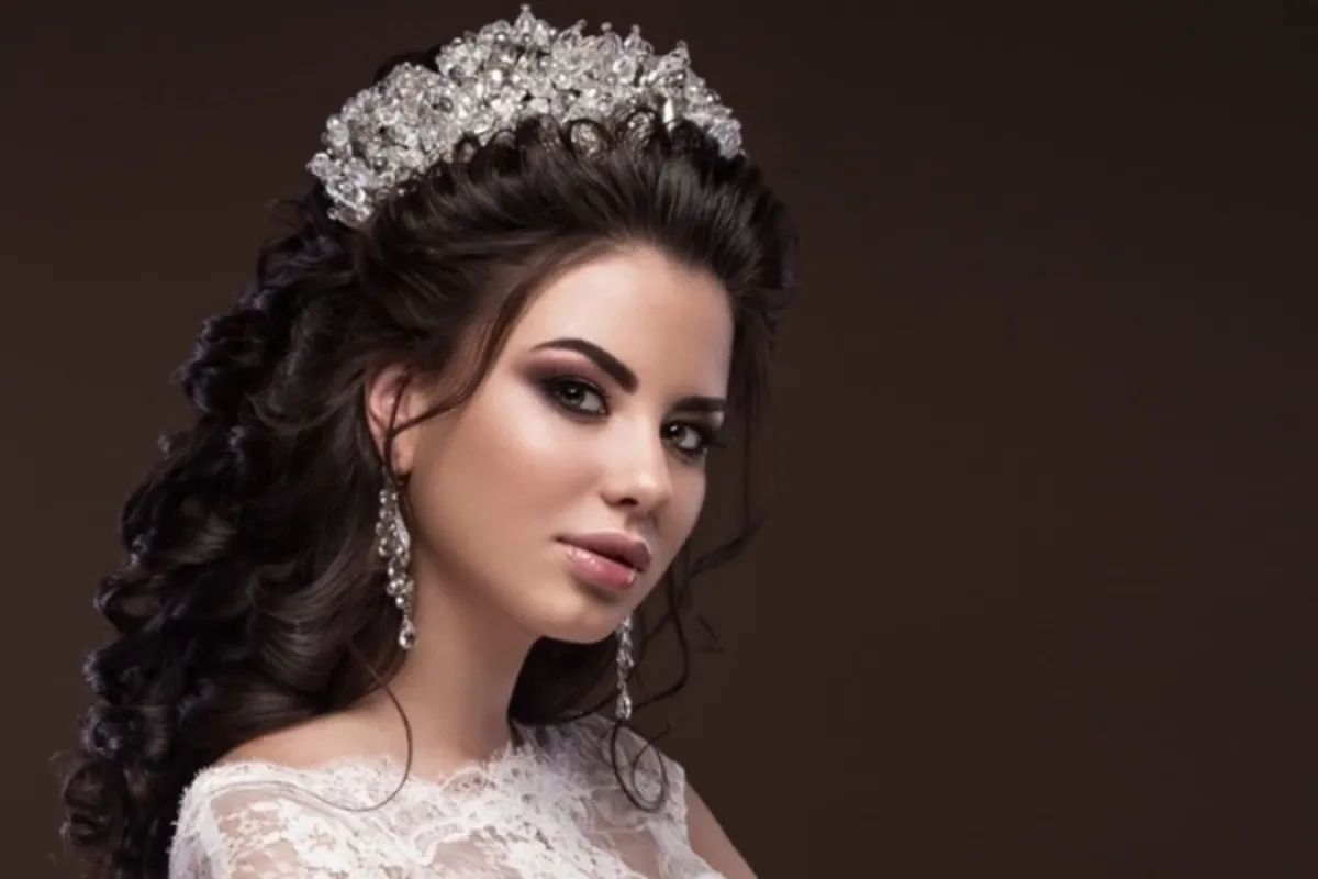 تسريحات خليجية لعروس 2023