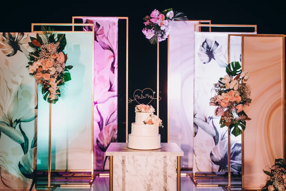 "ستاندات" في حفل الزفاف