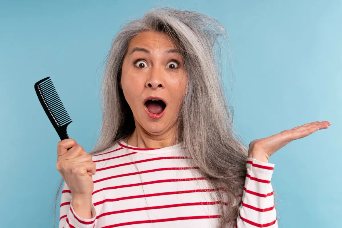 الشعر الأبيض - المصدر Freepik