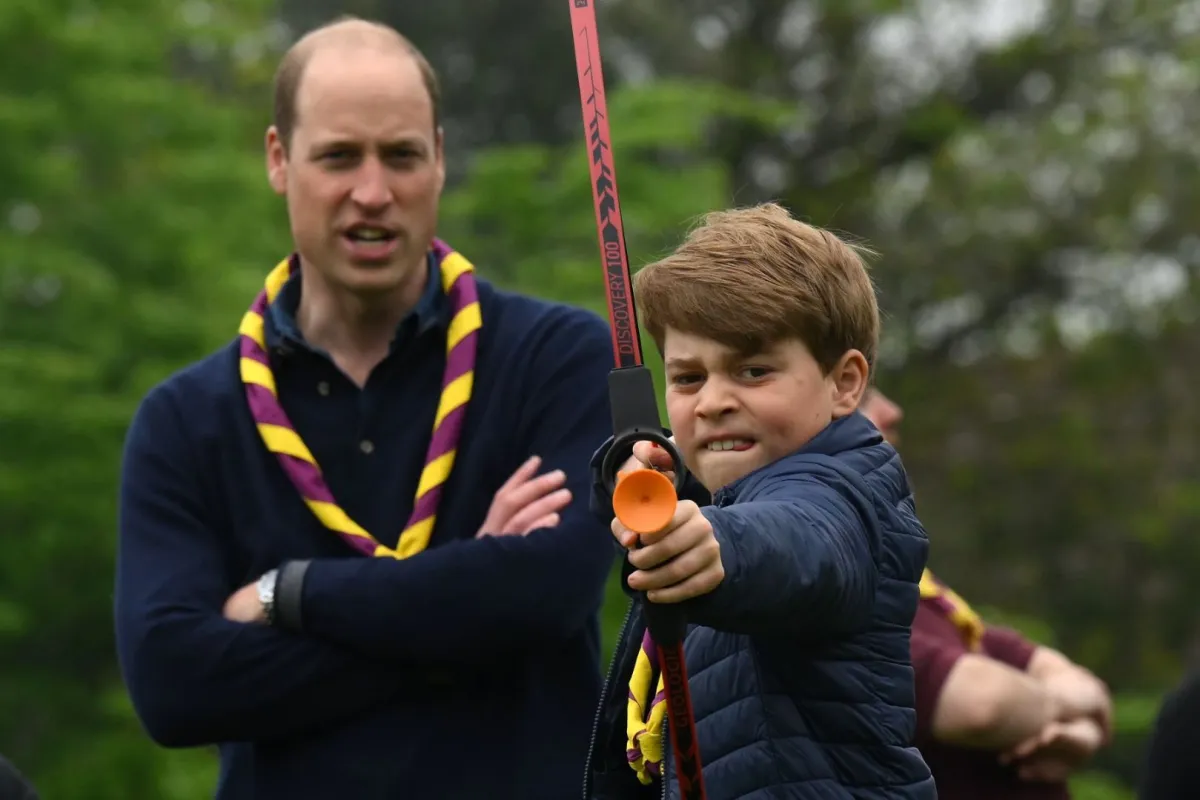 الأمير ويليام والأمير جورج (Prince William and Prince George). مصدر الصورة: Daniel LEAL POOL AFP