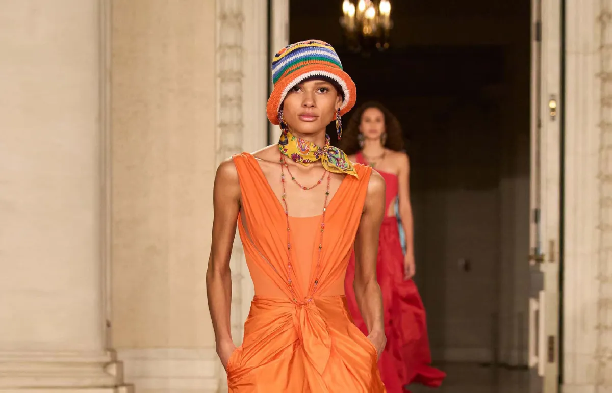 البرتقالي الجريء للأيام المشمسة Dare TO WEAR