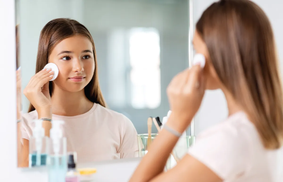 إقبال المراهقات على عمليات التجميل إحصائيات صادمة والتوعية أساس Teen Beauty Awareness