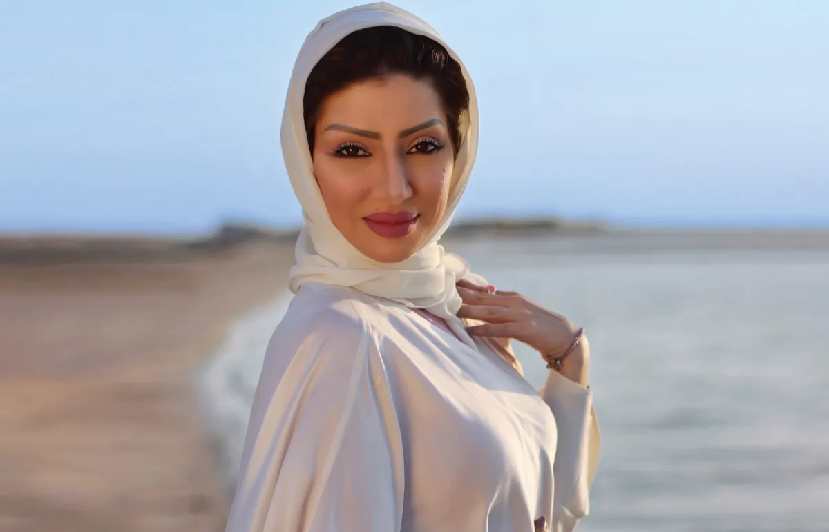 القطرية أمل عبد الملك الحمادي: كلما تحرر الكاتب من الالتزام الوظيفي أبدع أكثر