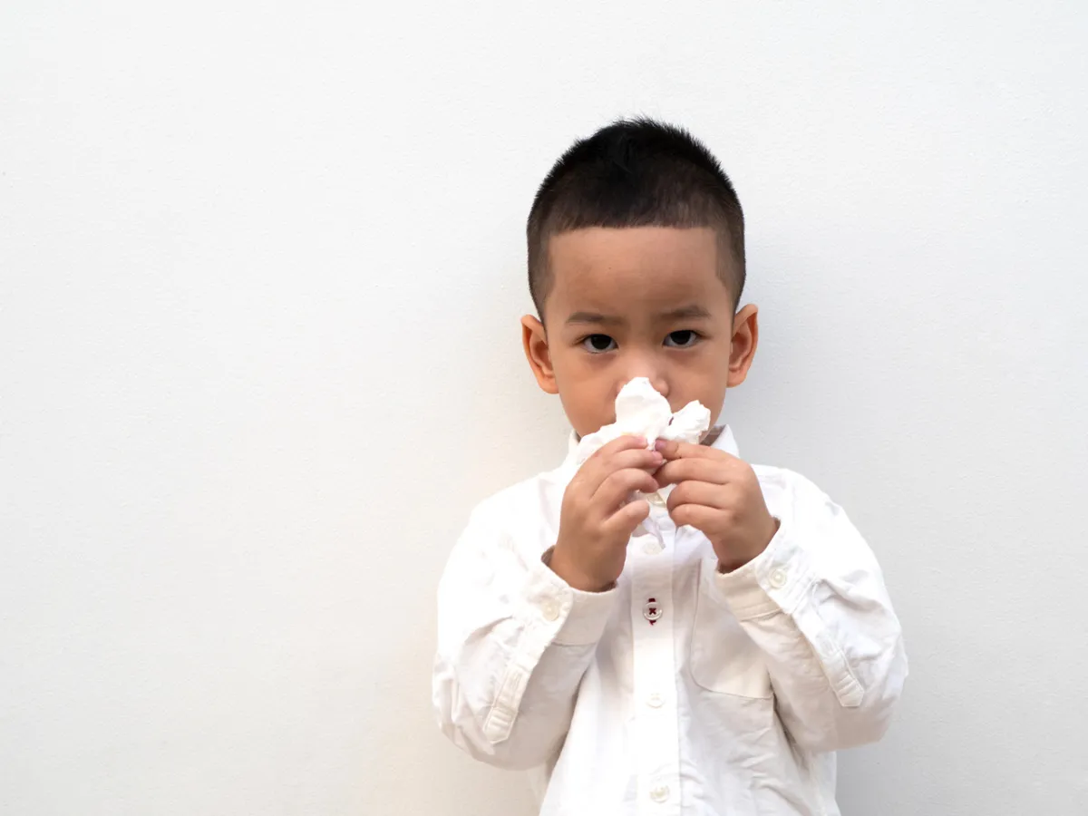 صورة لنزيف أنف الطفل