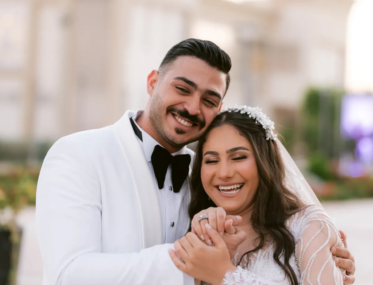 ياسمينا العلواني وزوجها - الصورة من صفحتها الرسمية على الفيس بوك