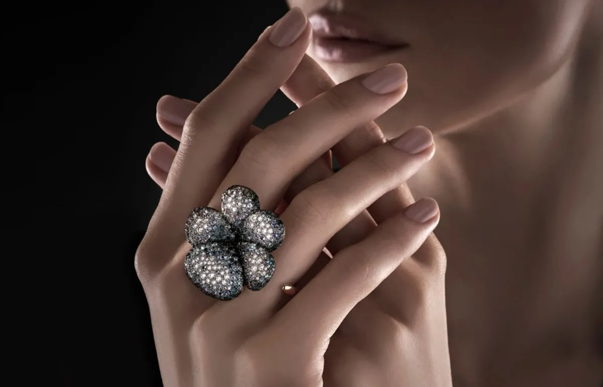 بوميلاتو Pomellato