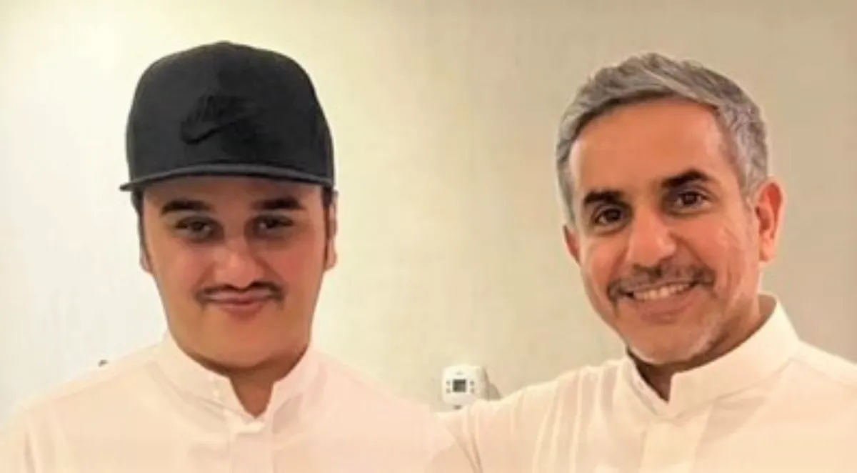 الشاعر فهد مساعد وعباس إبراهيم  في احدث ظهور له -الصورة من سناب شات الشاعر