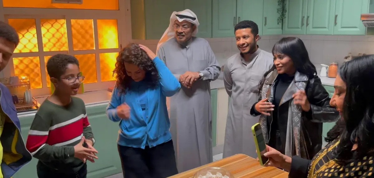 حسن اليوسفي وفريق عمل ملح وسمرة - الصورة من حسابه على الانستغرام