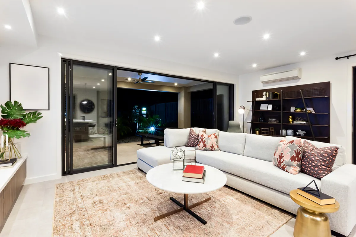 من الضروري اختيار أحجام صغيرة لقطع الأثاث 