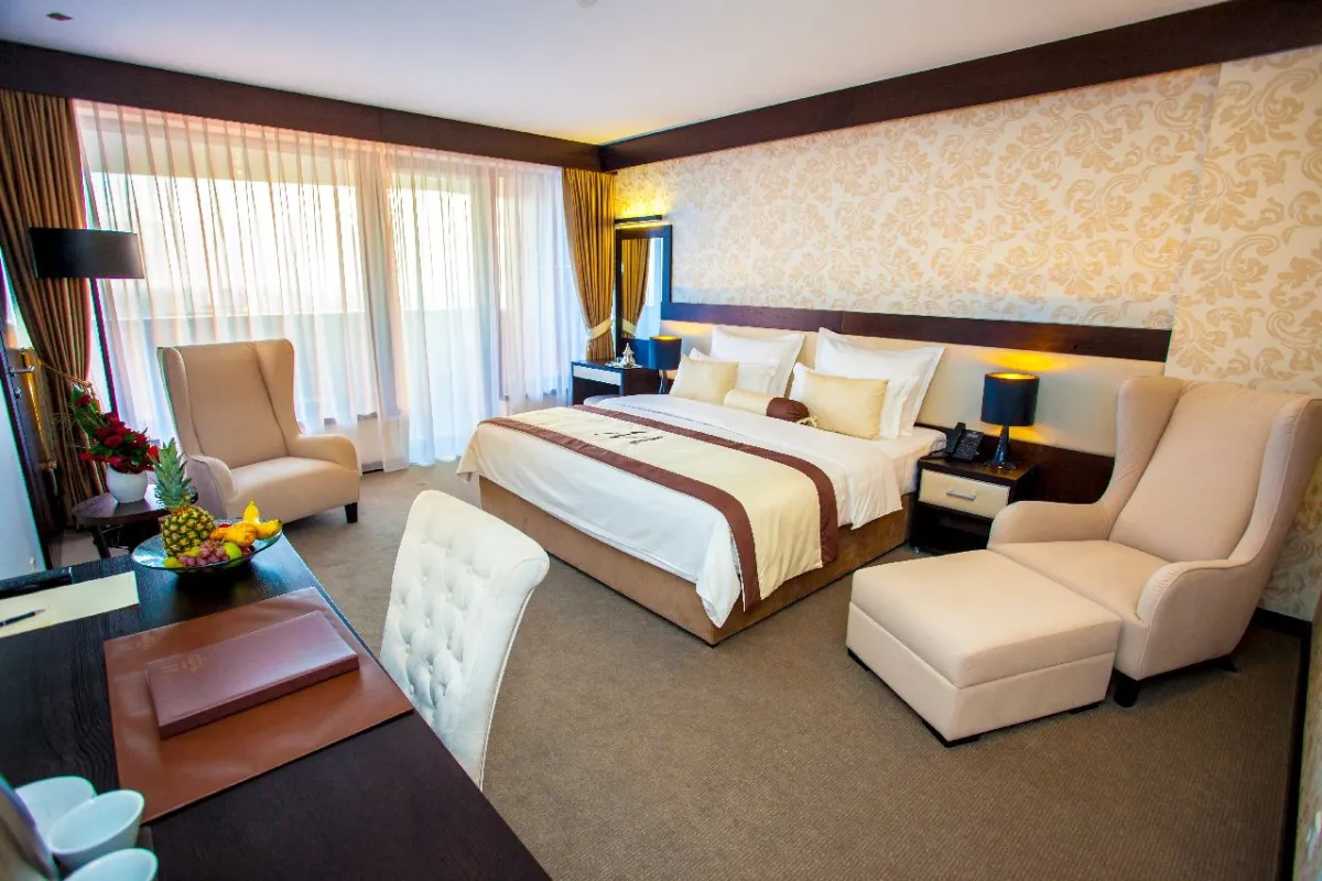 فندق ملاك ريجينسي 