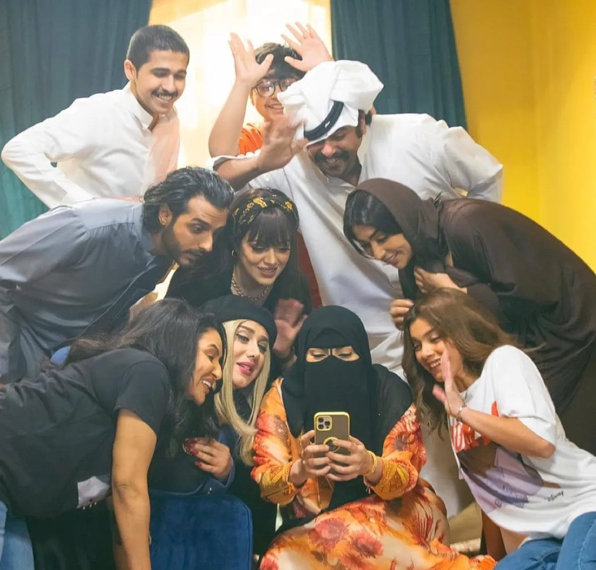 فريق عمل  أمر إخلاء - الصورة من حساب الفنانة مريم الهاجري على الانستغرام