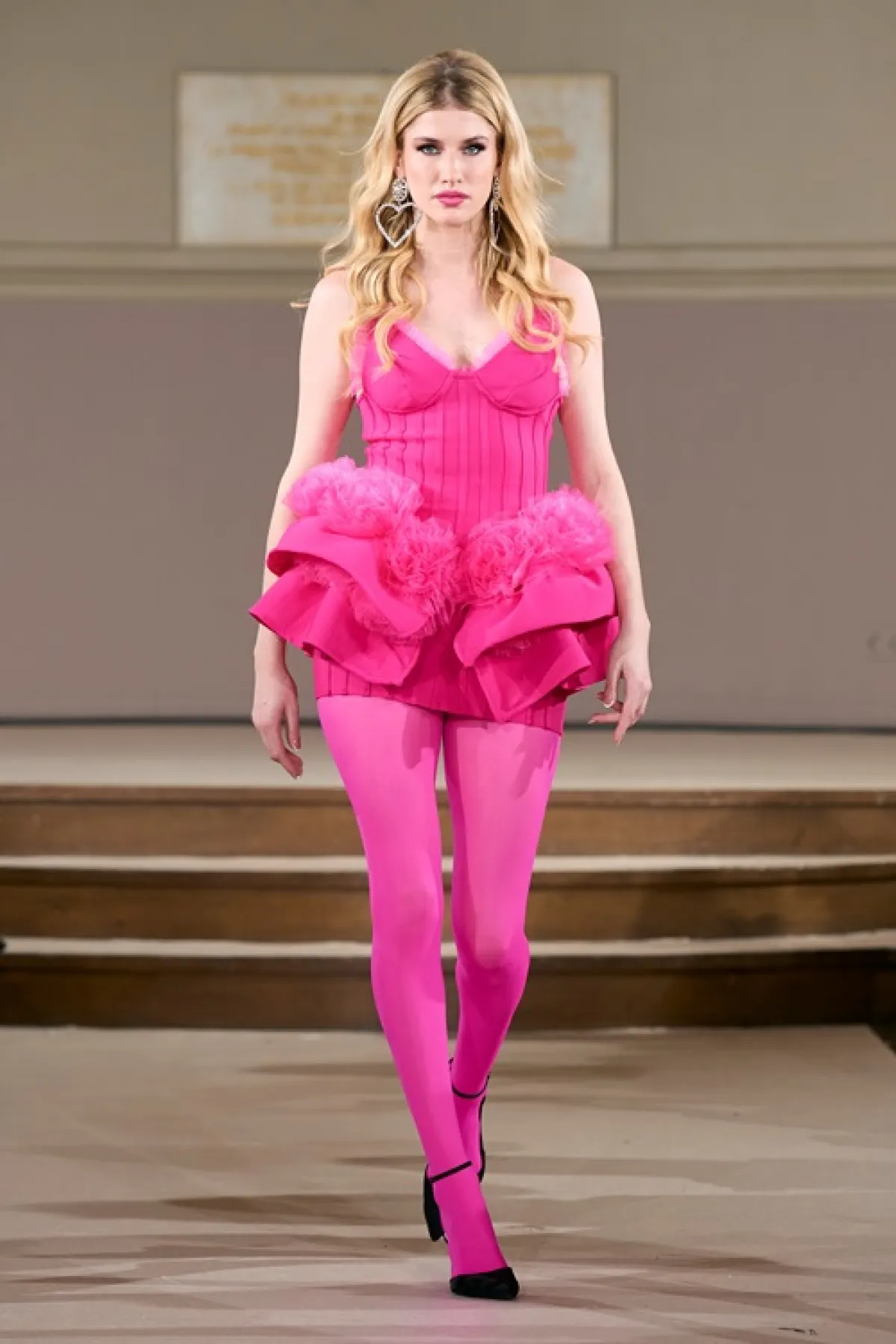 فستان سهرة قصير من مورفين Morphine