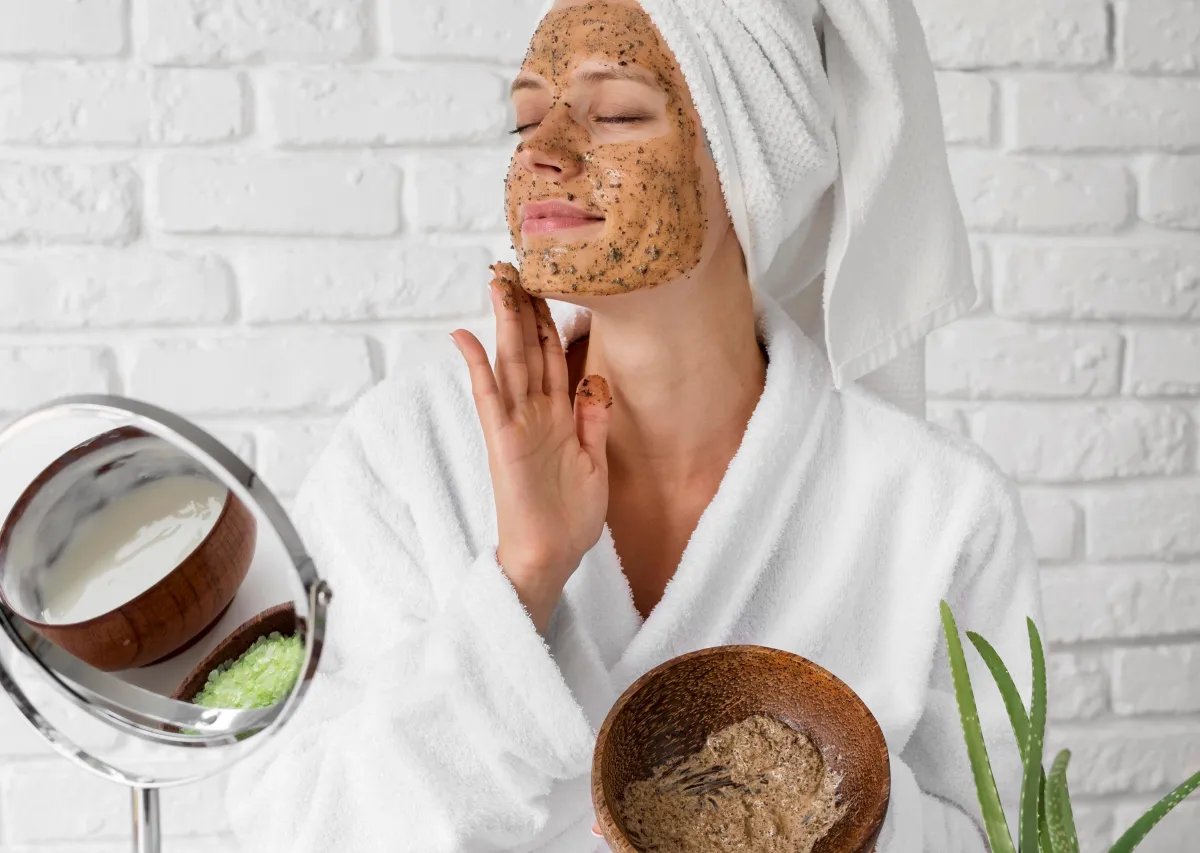 خشب الصندل للبشرة- الصورة من Freepik