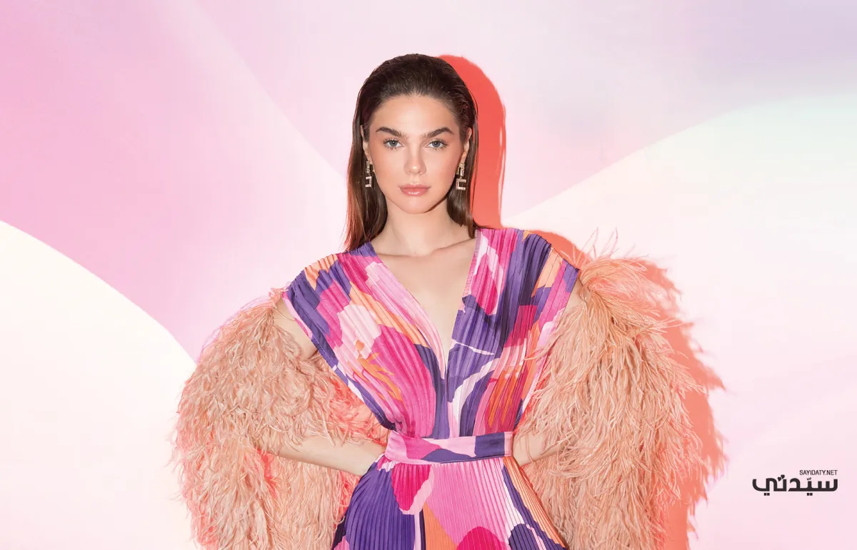 جلسة تصوير خاصة بـ"سيدتي".. الألـوان حـيـاة 