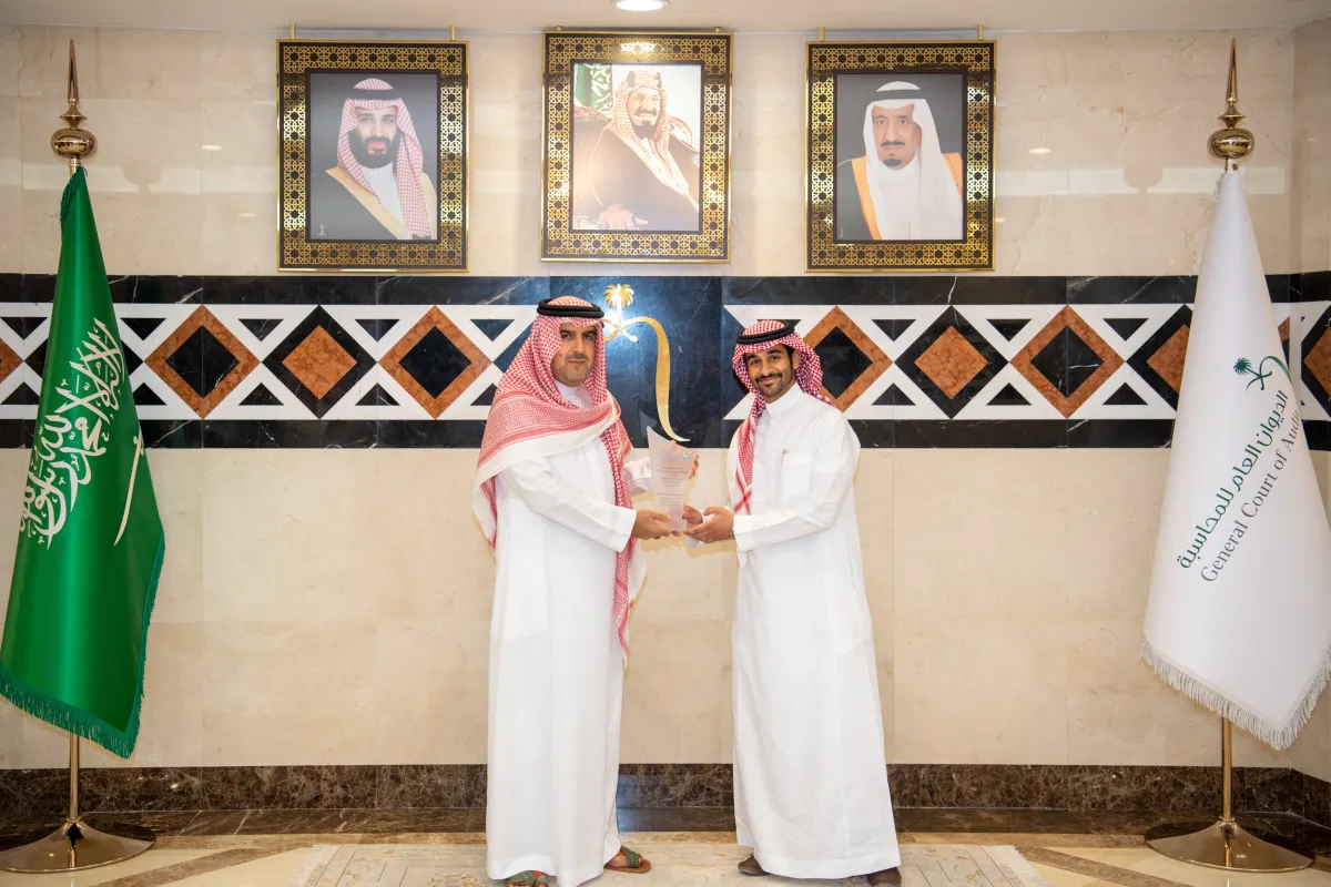 رئيس الديوان العام للمحاسبة يكرم أول عربي يحقق جائزة وليام سميث للمراجع الداخلي