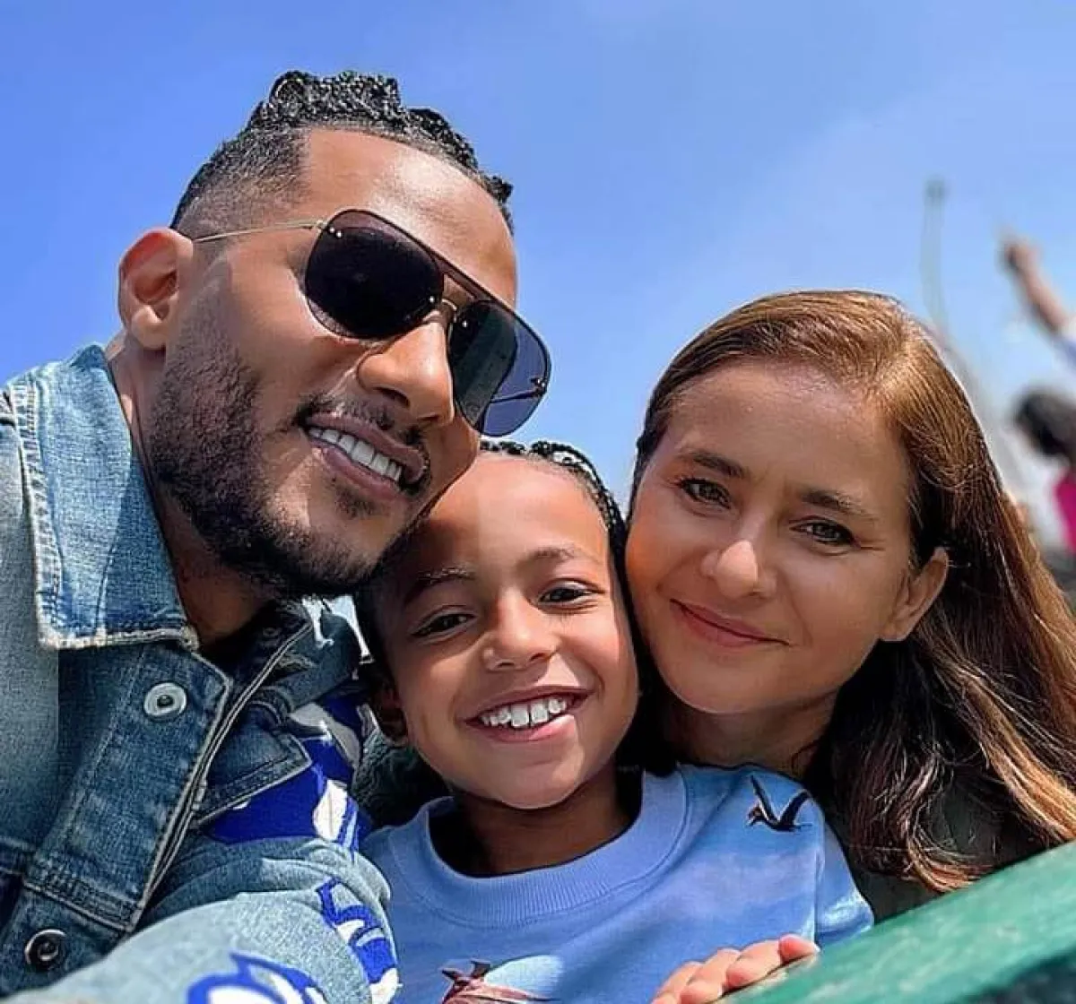 محمد رمضان ونيللي كريم من كواليس التصوير - الصورة من حساب محمد رمضان على الفيس بوك