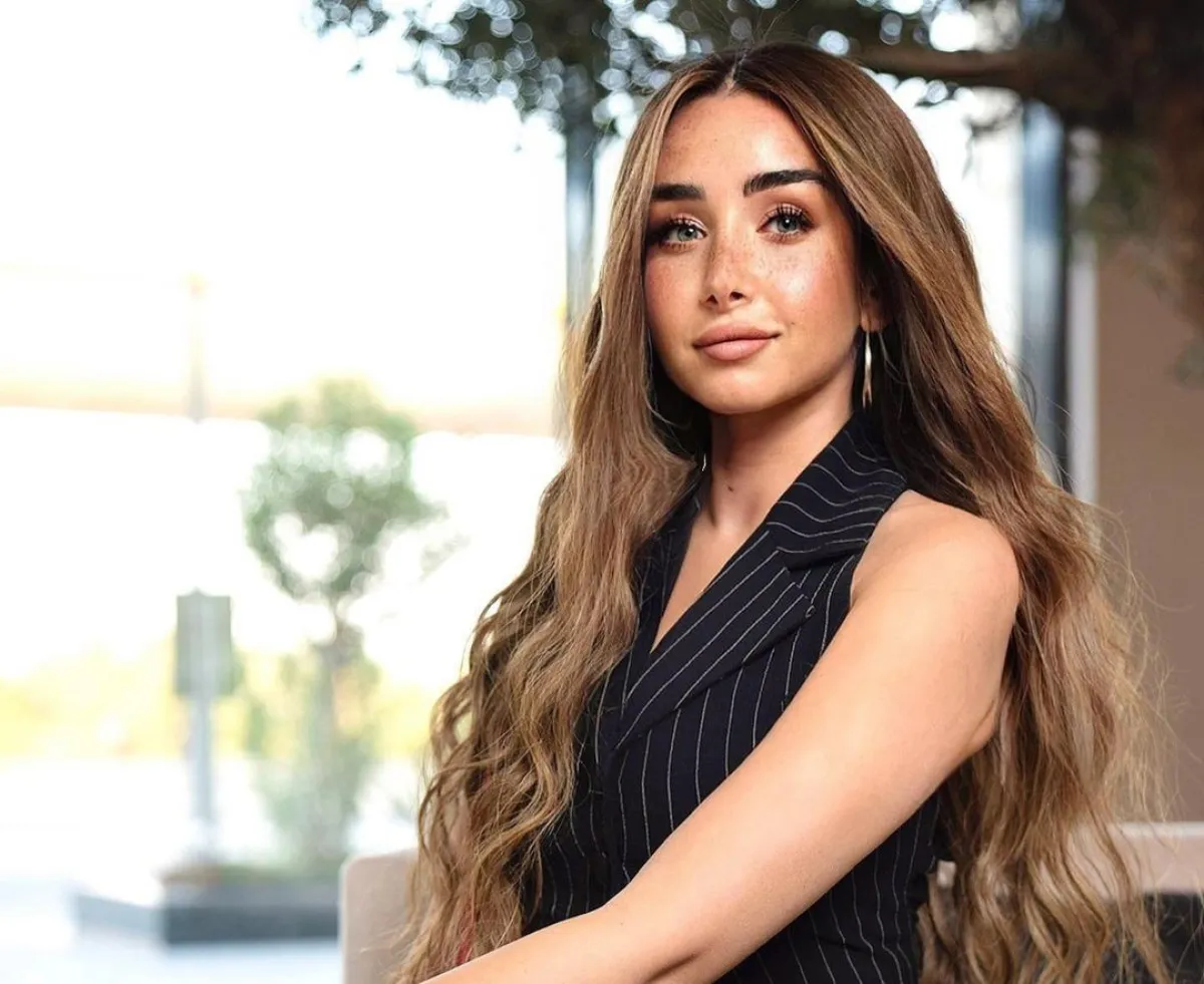 هنا الزاهد - الصورة من حسابها على انستغرام