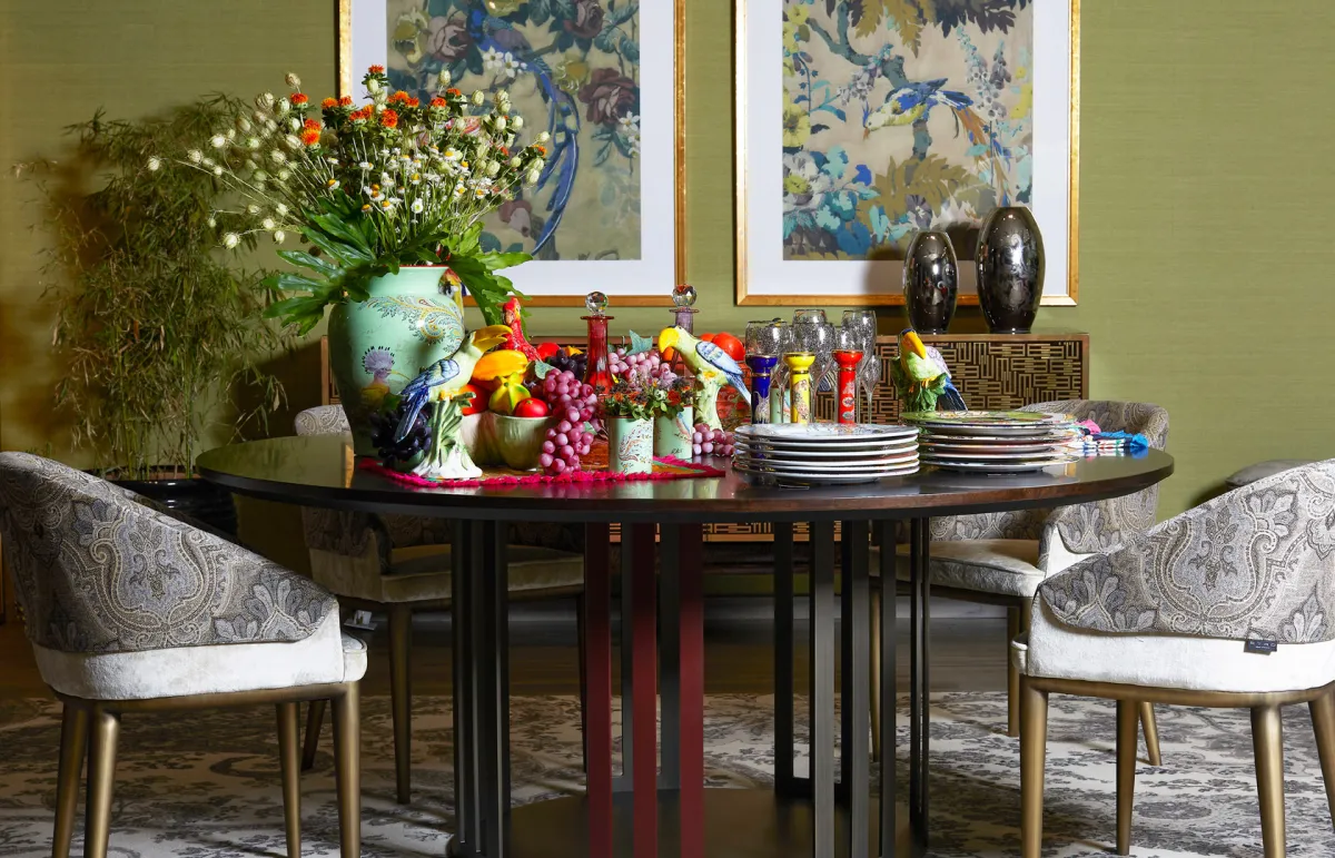 ديكورات البيوت المعاصرة استخدام الألوان الساطعة النابضة بالحياة