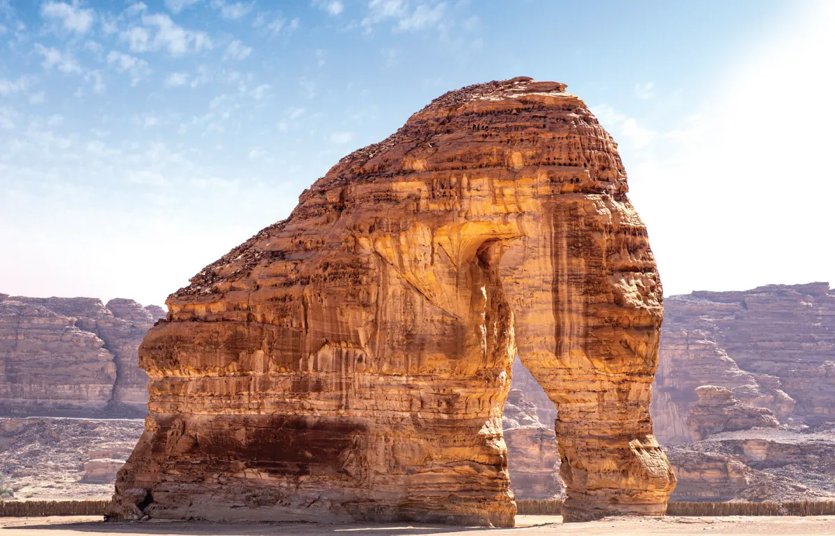 وجهات جذابة حول العالم رحلات المنطاد السياحي