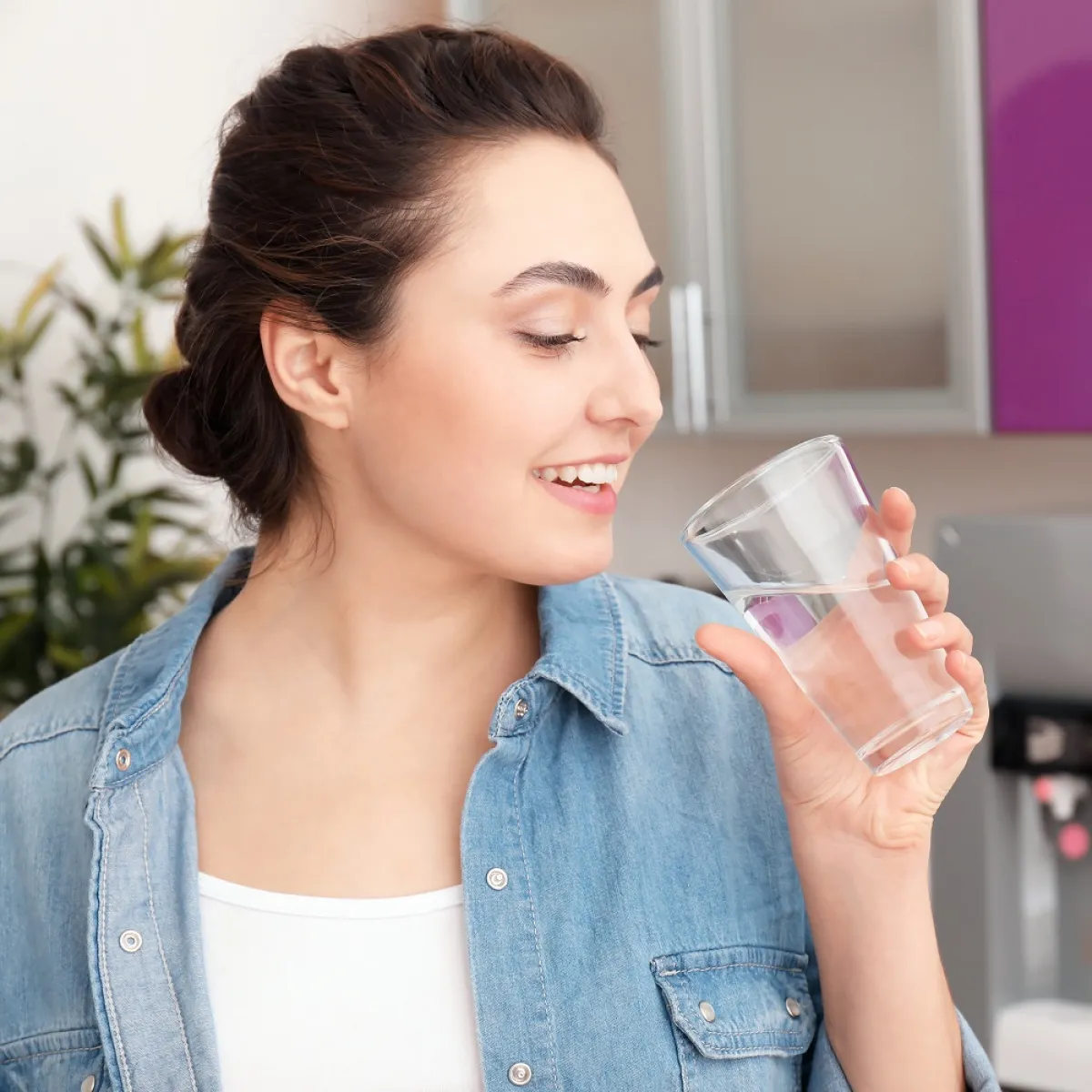 صورة لحامل تشرب الماء