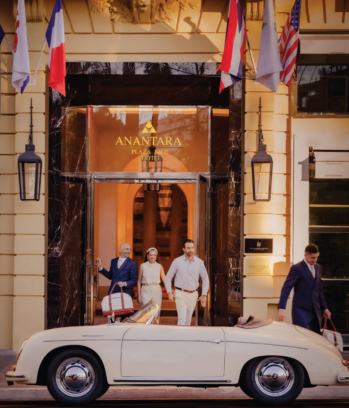 الفندق بتصميم داخلي مترف يحمل بصمة نخبة من المهندسين المعماريّين 