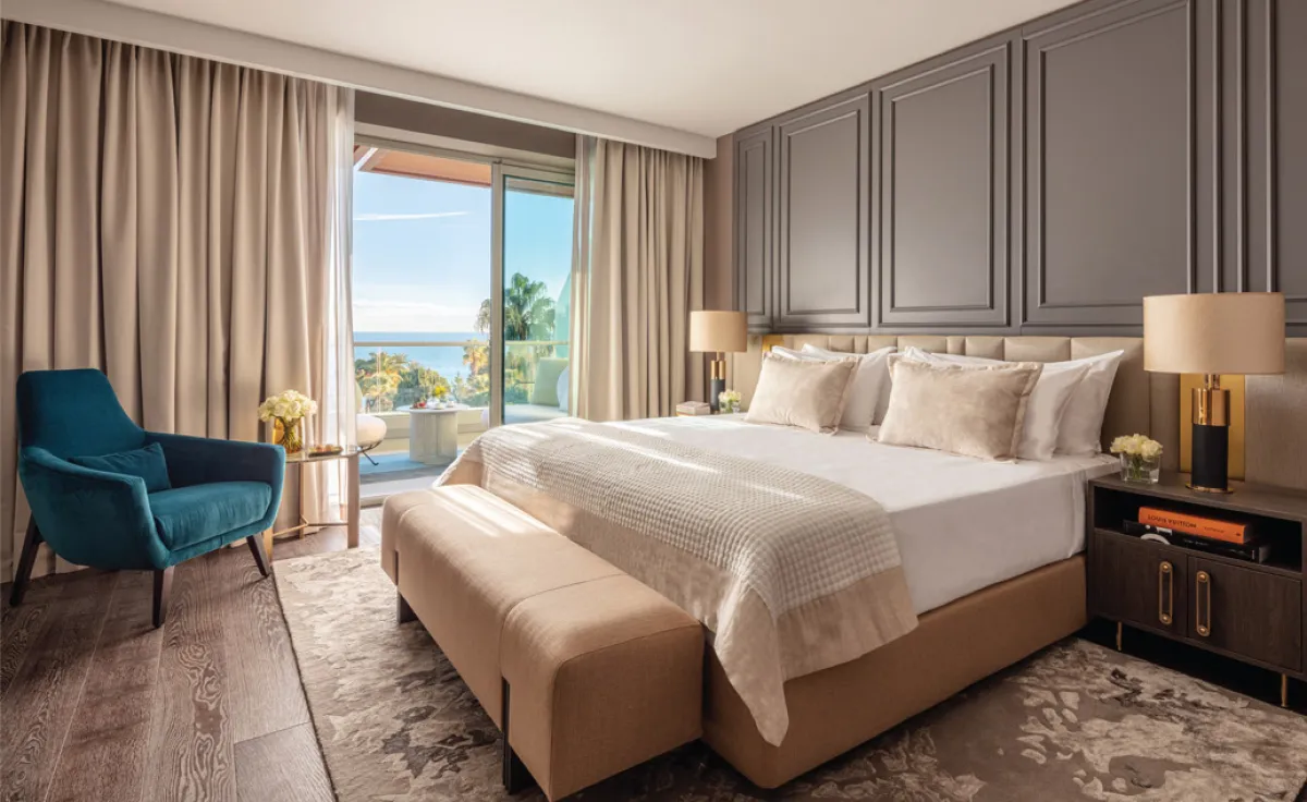 غرف وأجنحة فاخرة 