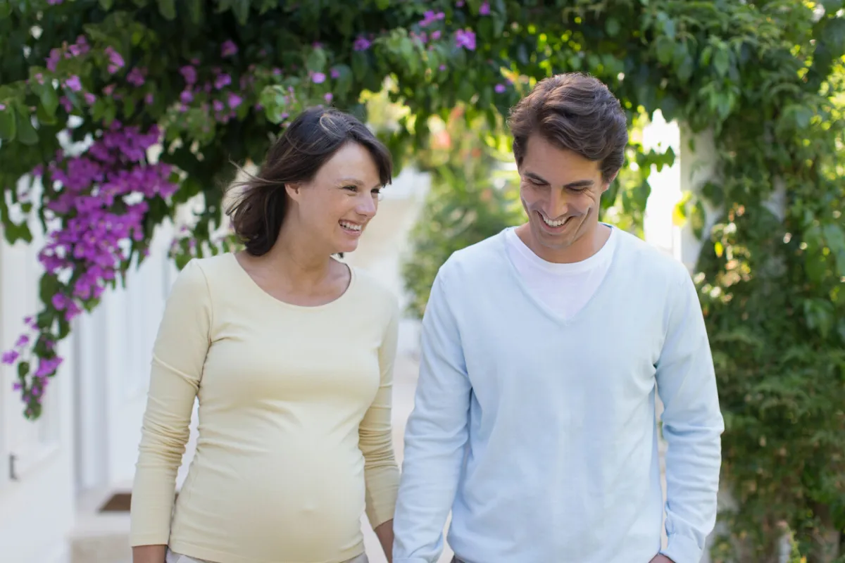 صورة نزهة مع الشريك