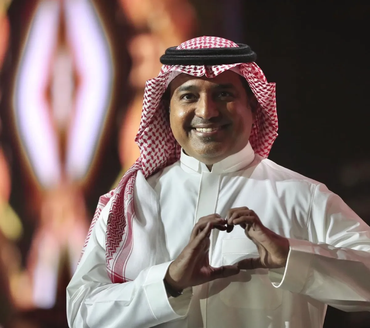 راشد الماجد-الصورة  من حسابه على الانستغرام