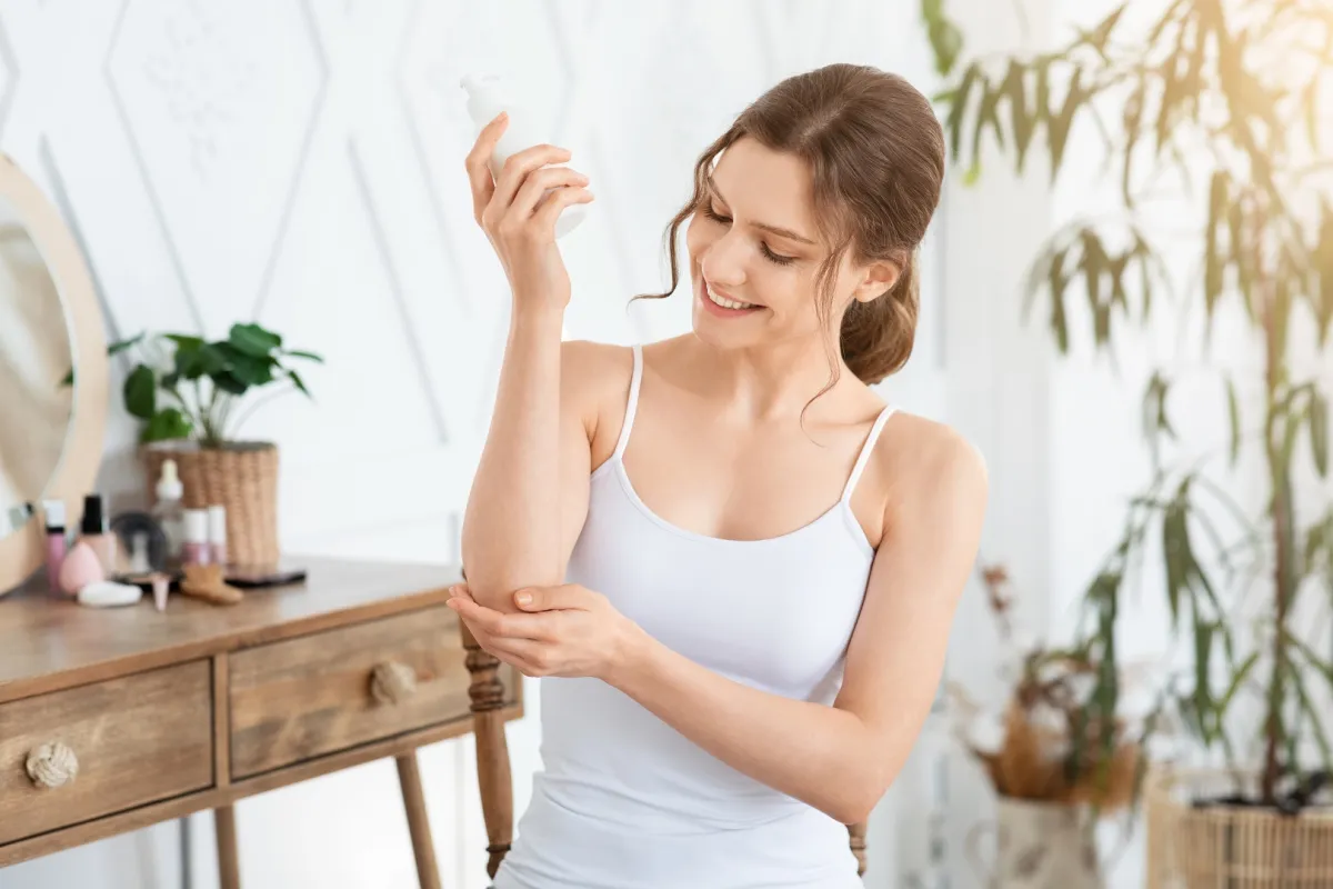 تبييض البشرة - الصورة من  shutterstock 