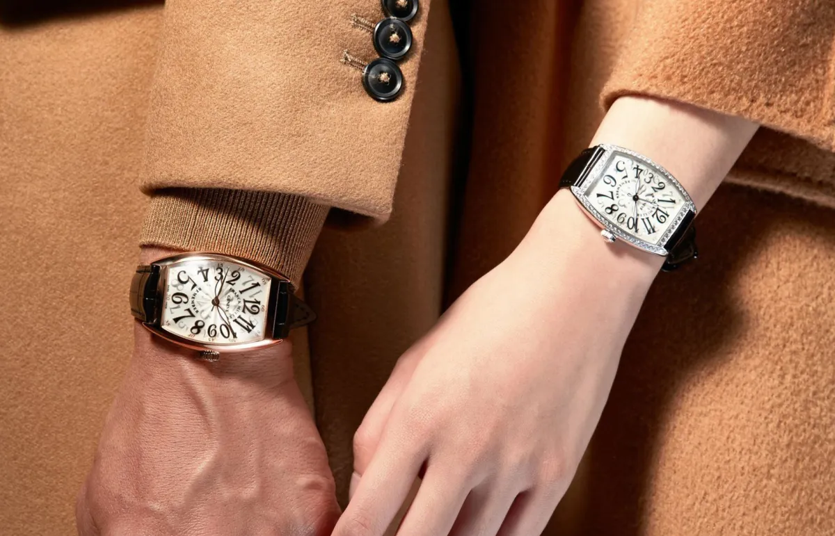 ساعات بايقاعات متماثلة Couple Goals