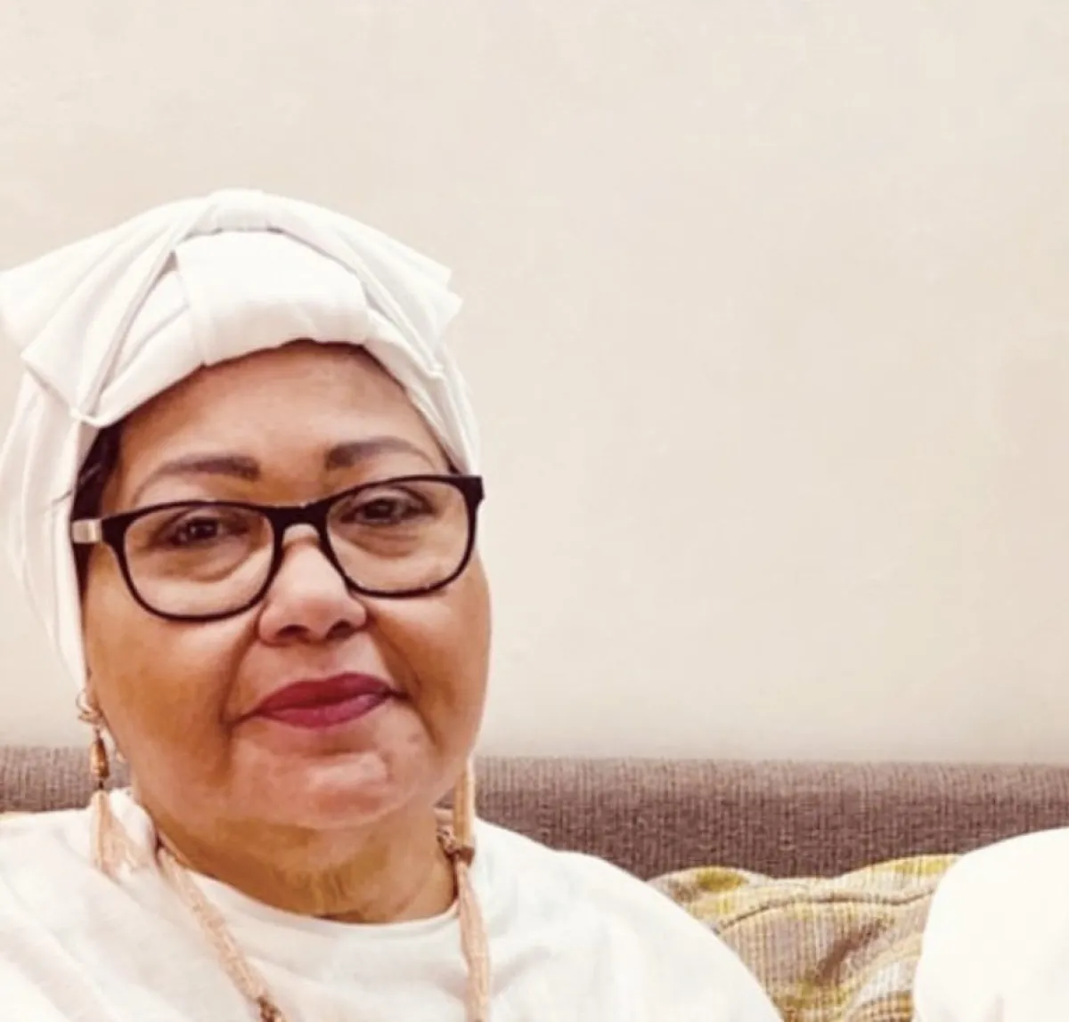 انتصار الشراح - الصورة من صفحة مي العيدان على تويتر