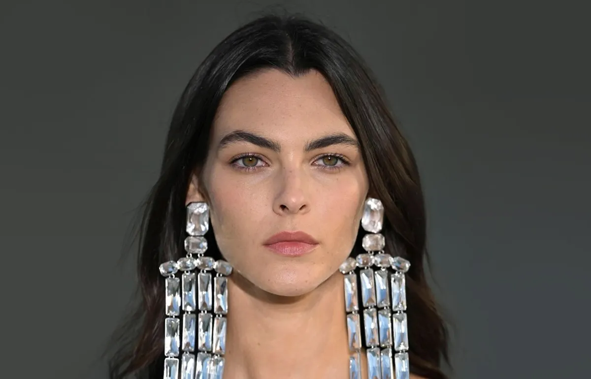 مكياج اللامكياج من عروض دار فالنتينو للهوت كوتور 2024