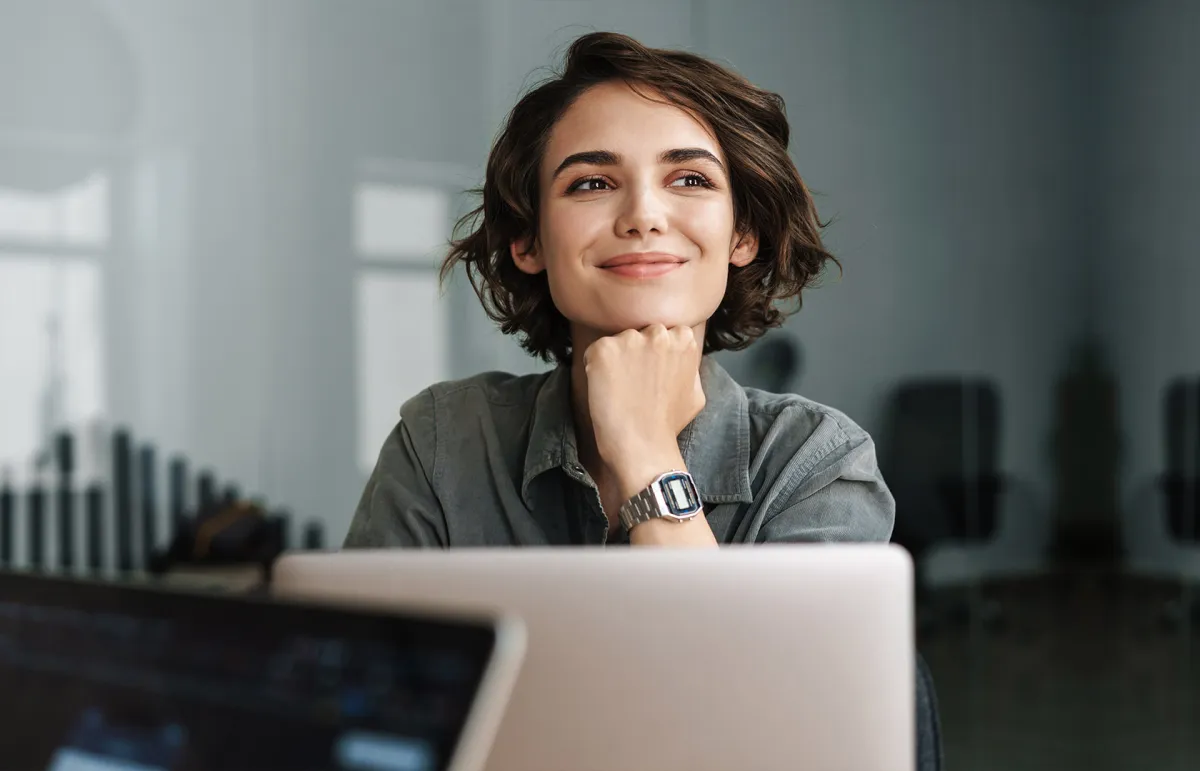 عادات يجب أن تقلع عنها لتصبح سعيداً