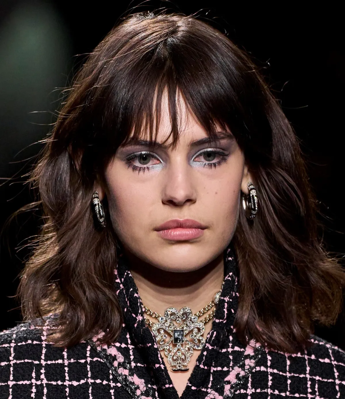 أجمل تسريحات شعر مع الغرة