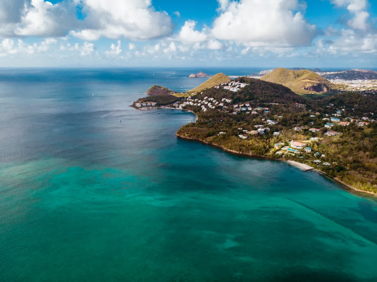 صورة لجزيرة - الصورة من  shutterstock