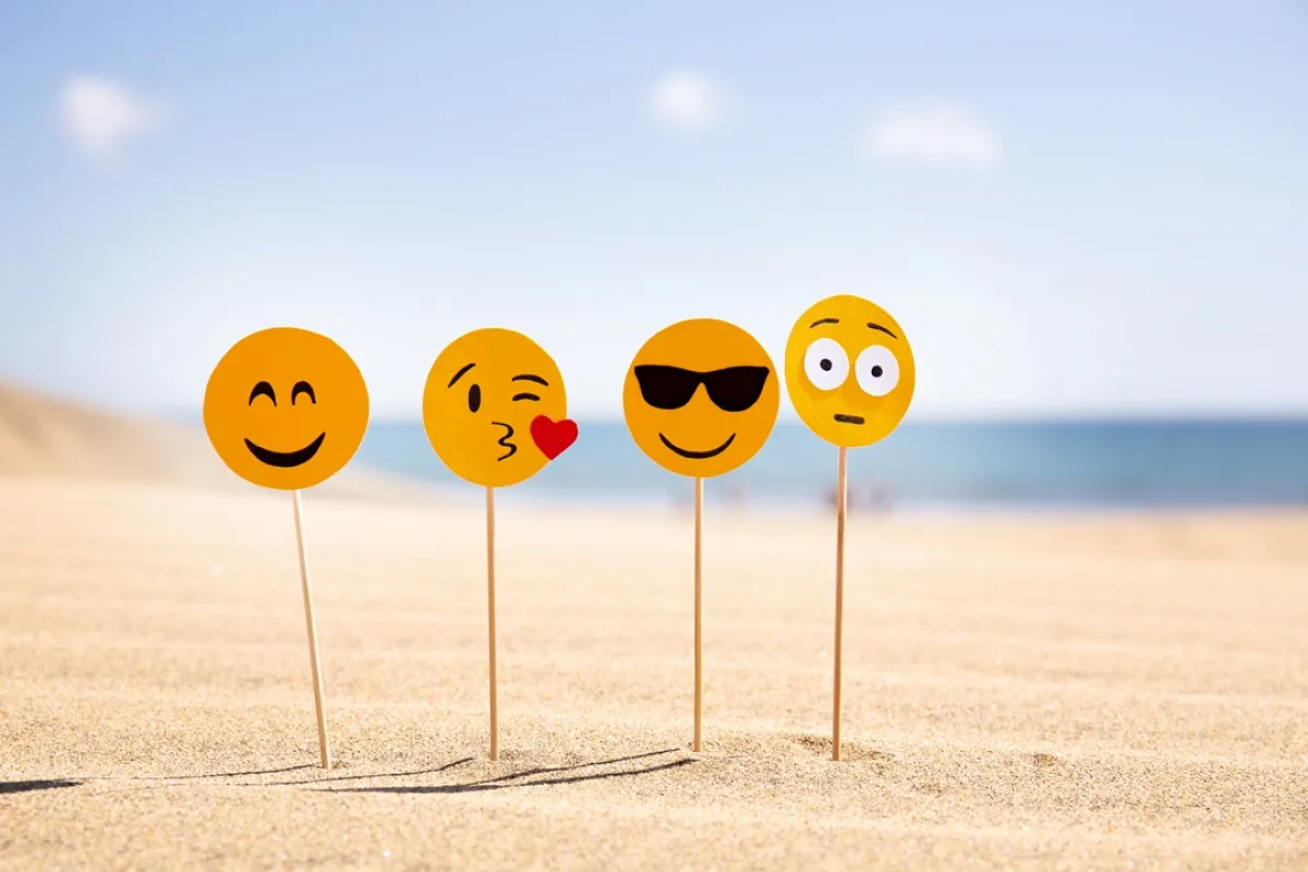 اليوم العالمي للإيموجي-الصورة من shutterstock