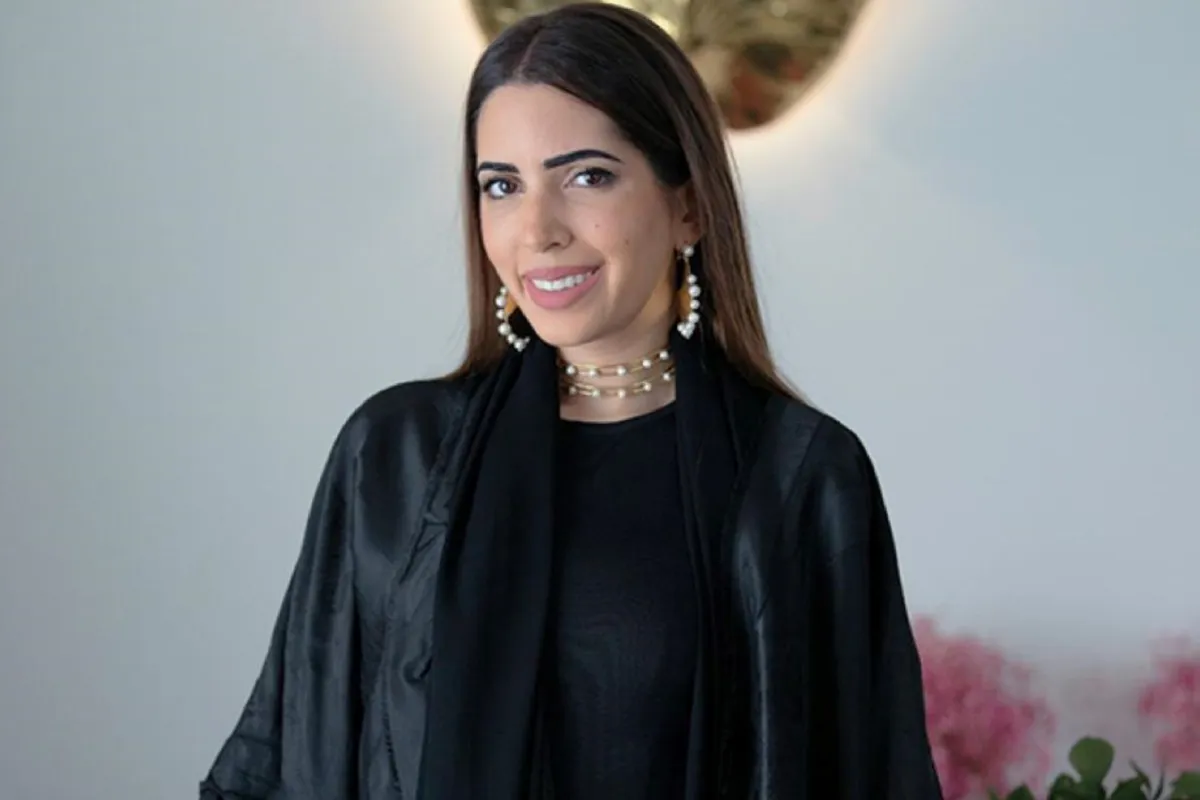 المصممة رزان العزوني