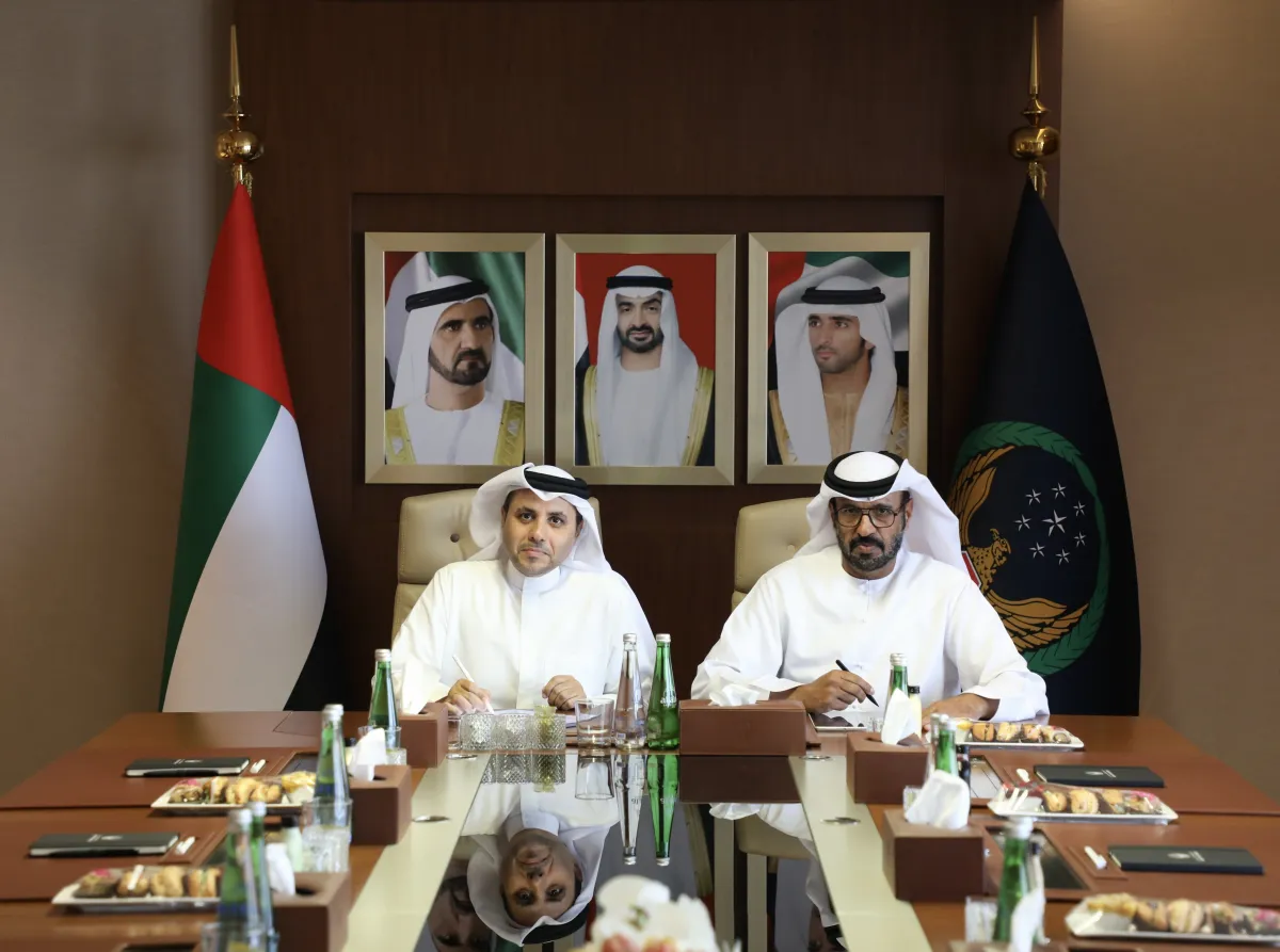 توقيع مذكرة تفاهم لتوفير سبل الحماية والسلامة لمساكن المواطنين بدبي - الصورة من وام