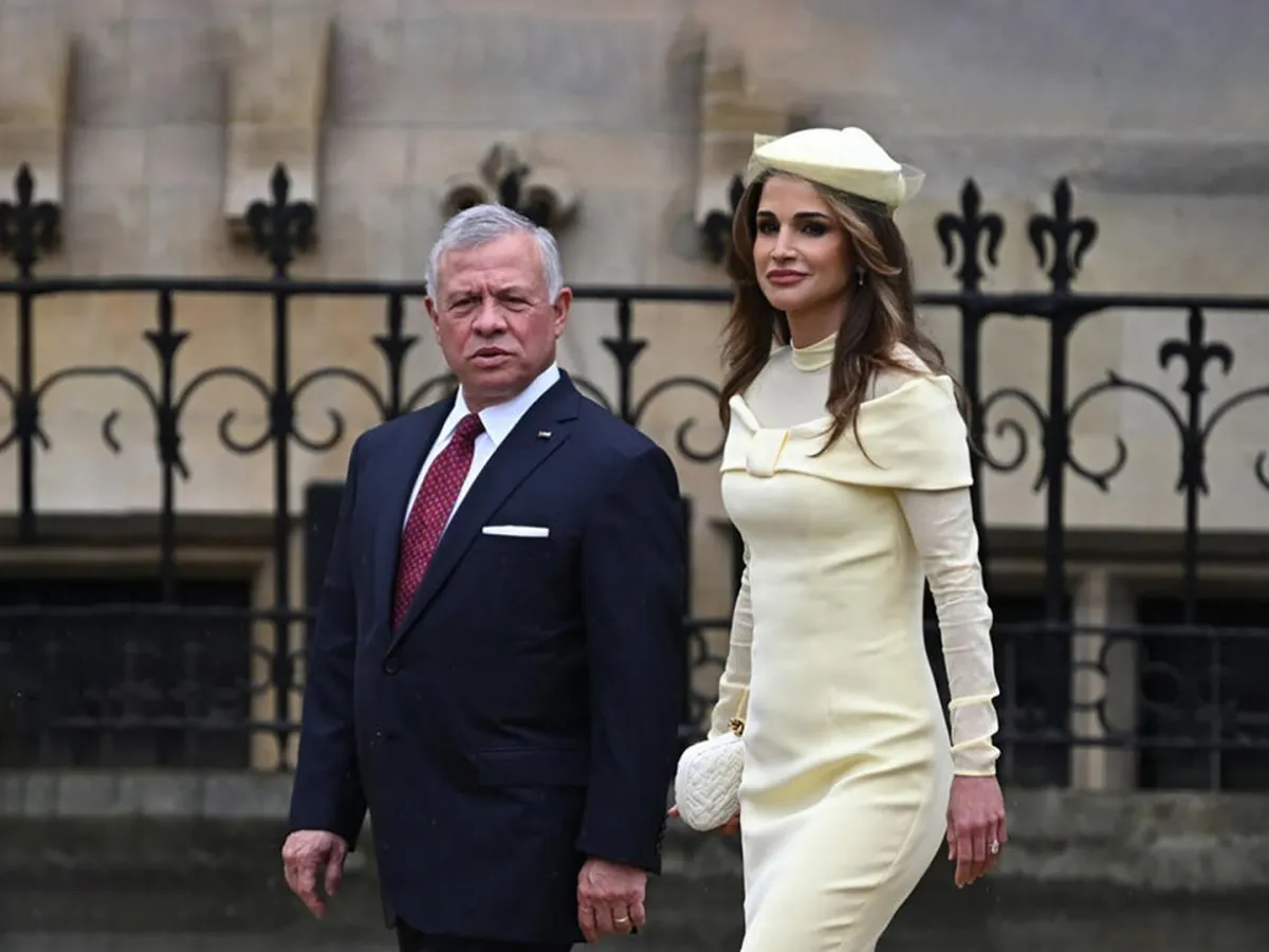 الملكة رانيا والملك عبد الله King Abdullah and Queen Rania في حفل تتويج الملك تشارلز (مصدر الصورة: Paul ELLIS / AFP)
