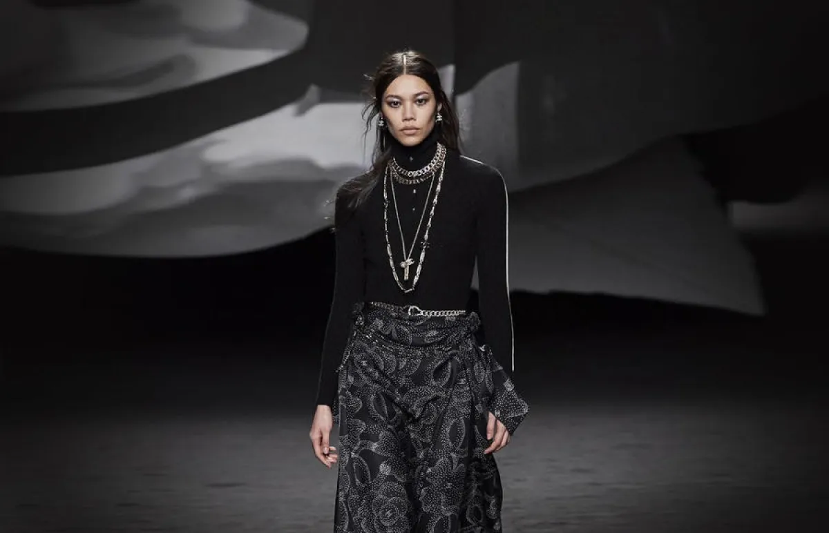 تنورة من Chanel - الصورة من Launchmetrics/Spotlight ©