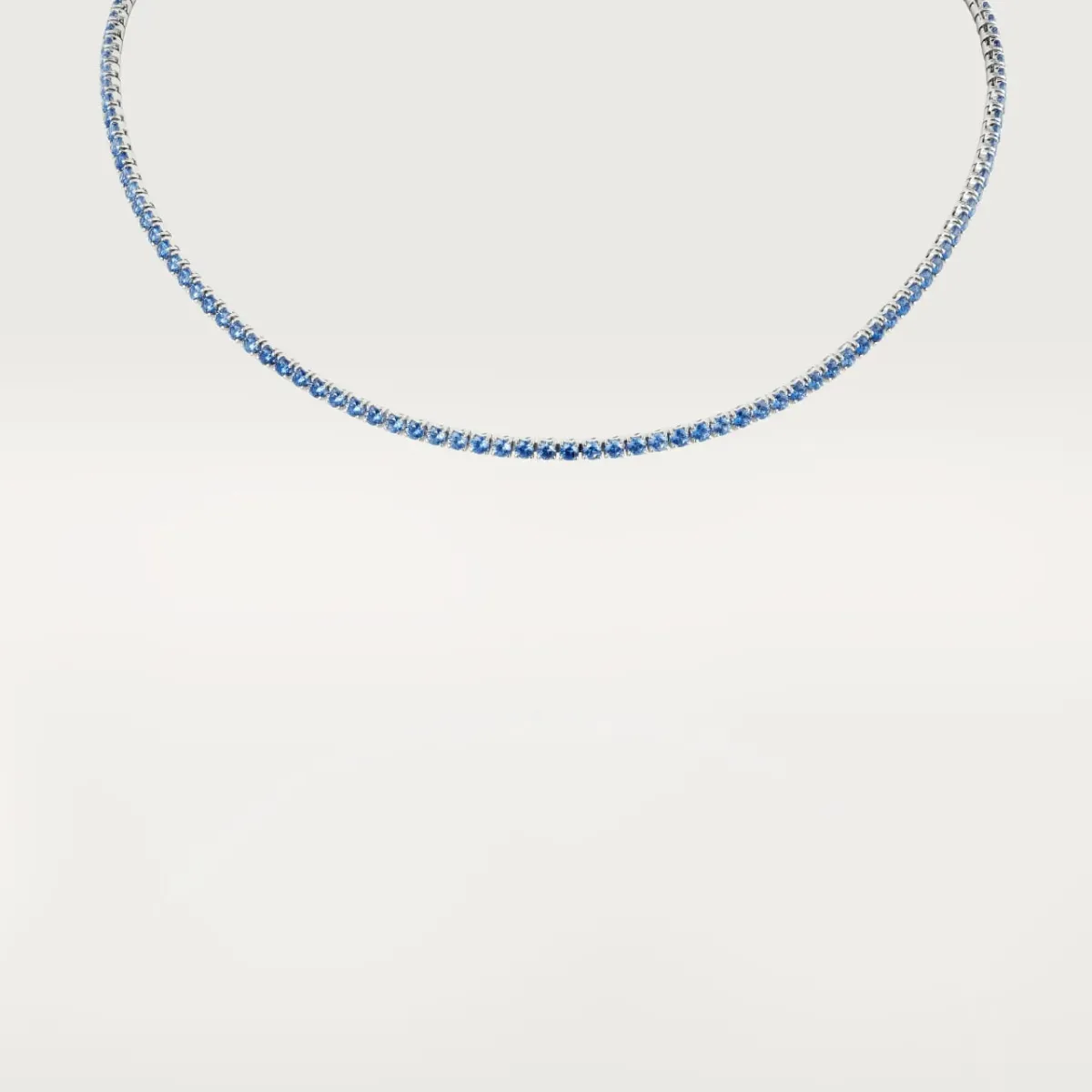 عقد ESSENTIAL LINES  من كارتييه Cartier  