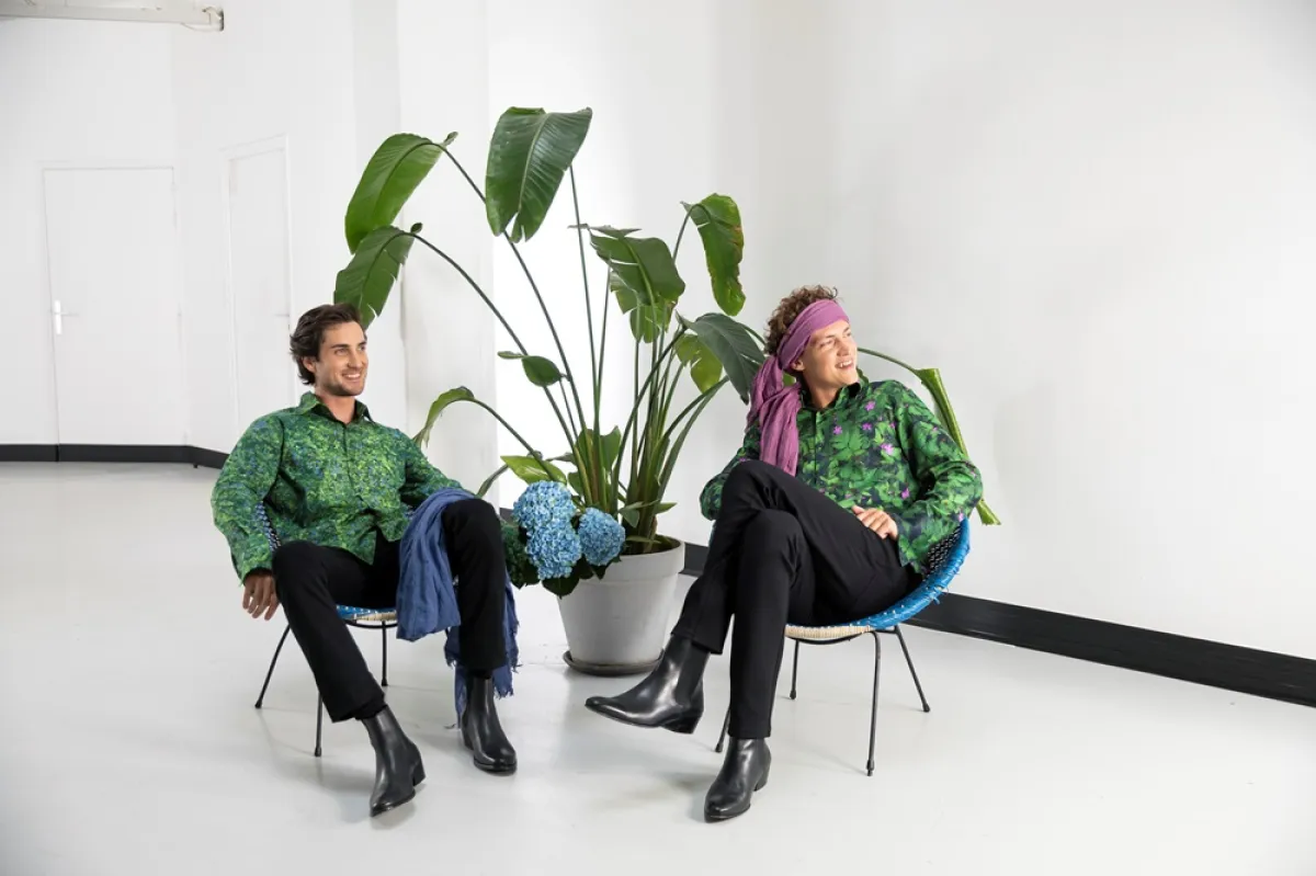 تنسيق الملابس للرجل لعيد لصيف 2023.. من أنييس بي Agnes B