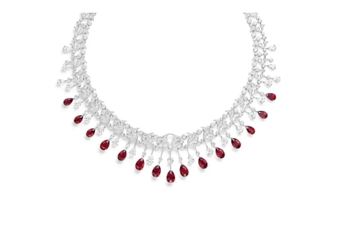 عقد Soir de Fête من شوميه Chaumet