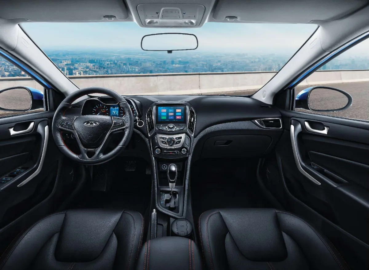 داخلية شيري اريزو 5 موديل 2023