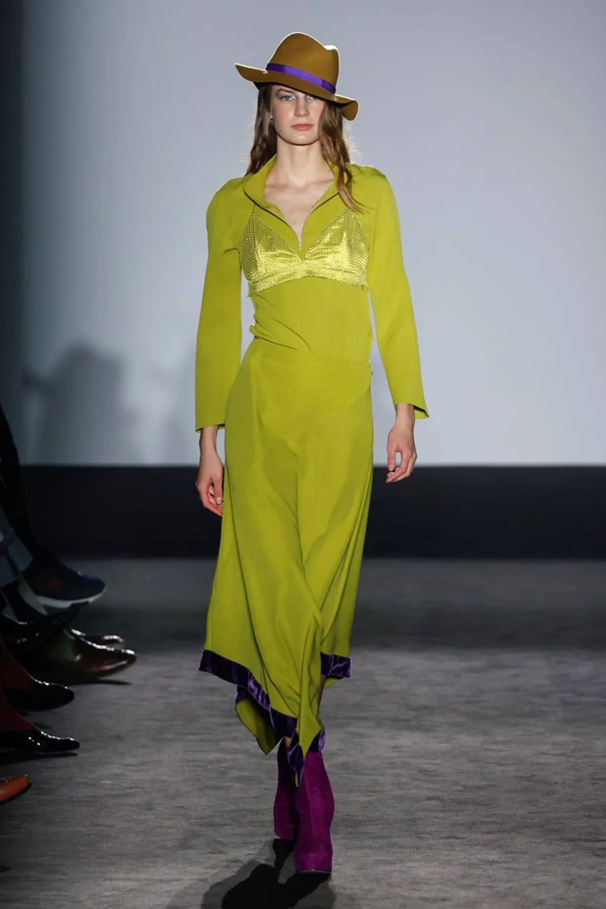 Menchen Tomas S23 الصورة من Launchmetrics/Spotlight©  